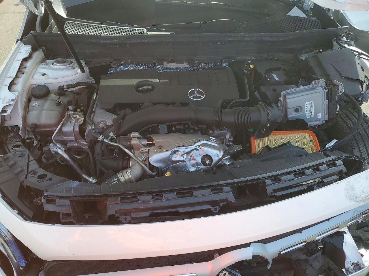 2021 MERCEDES-BENZ GLB 250 photo 23