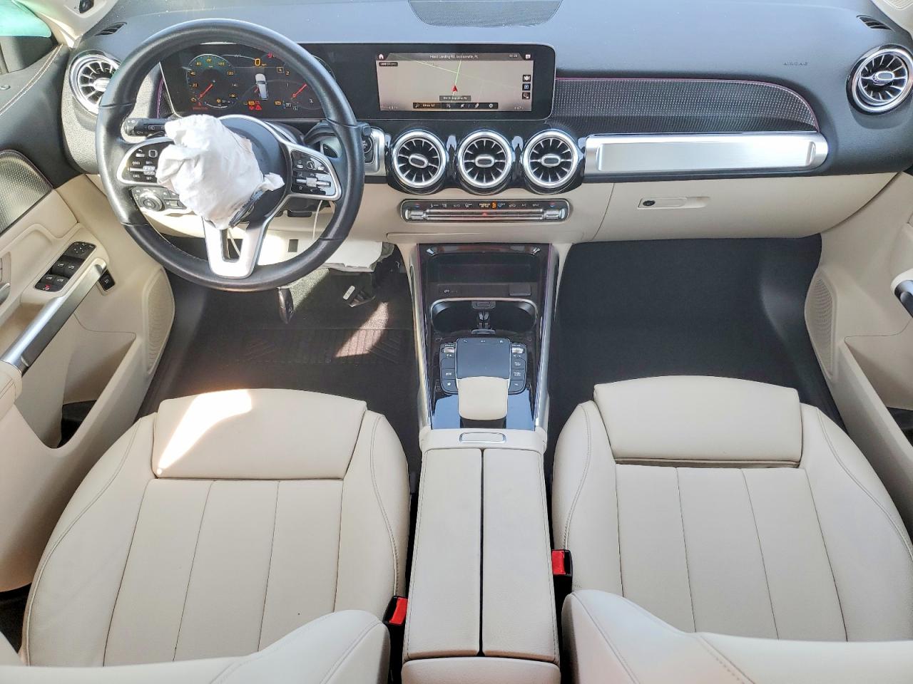 2021 MERCEDES-BENZ GLB 250 photo 15
