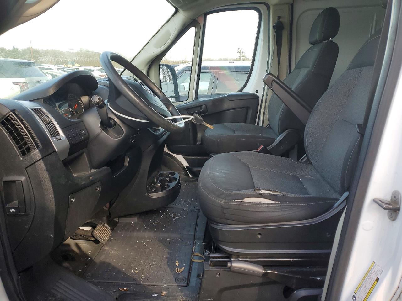 2020 RAM PROMASTER 2500 DELIVERY VAN photo 19