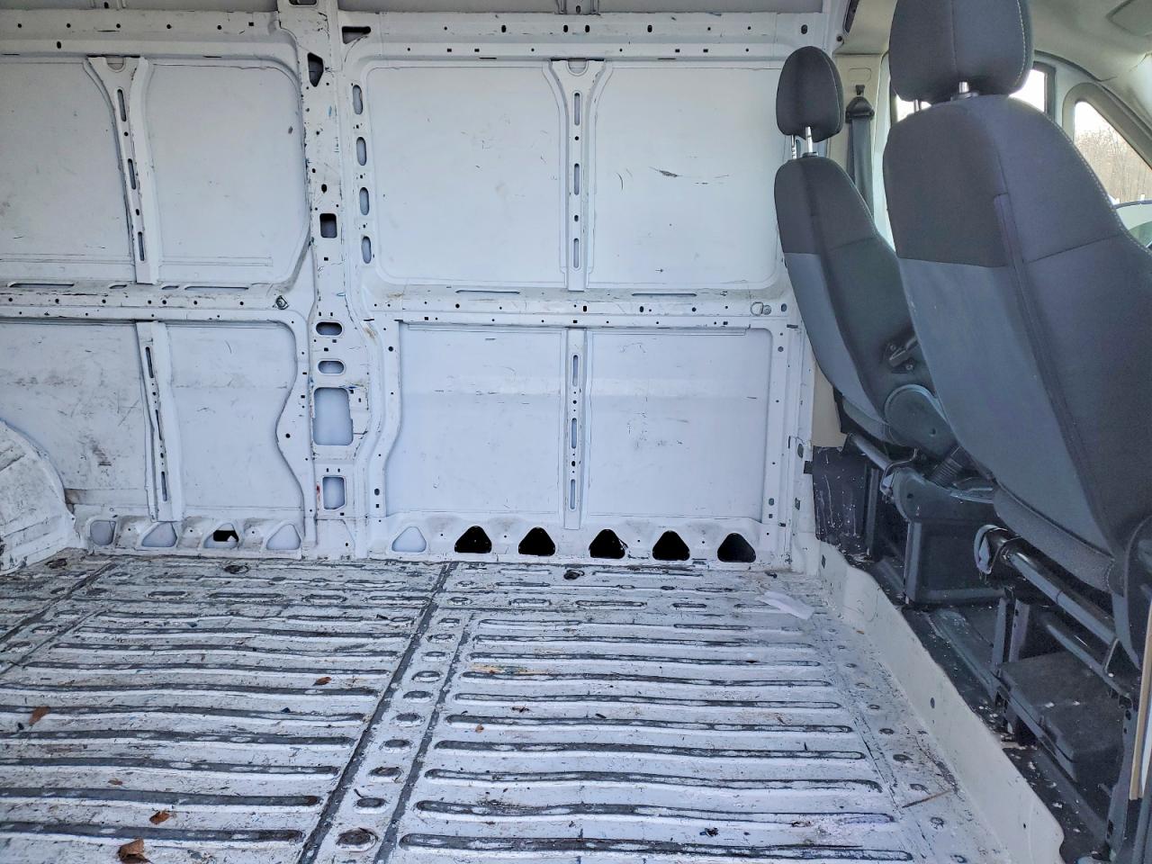 2020 RAM PROMASTER 2500 DELIVERY VAN photo 31