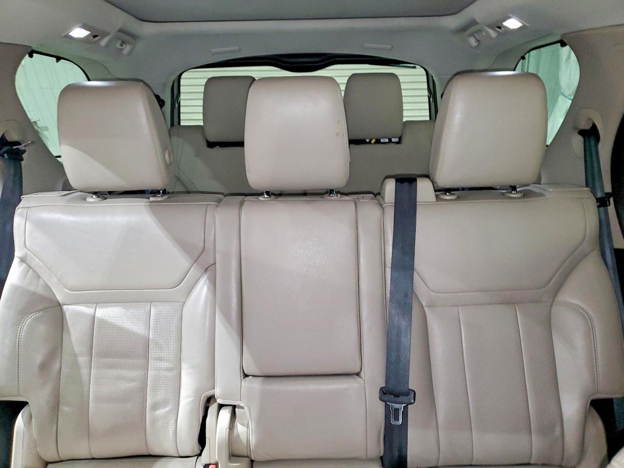 2018 LAND ROVER DISCOVERY SE photo 10