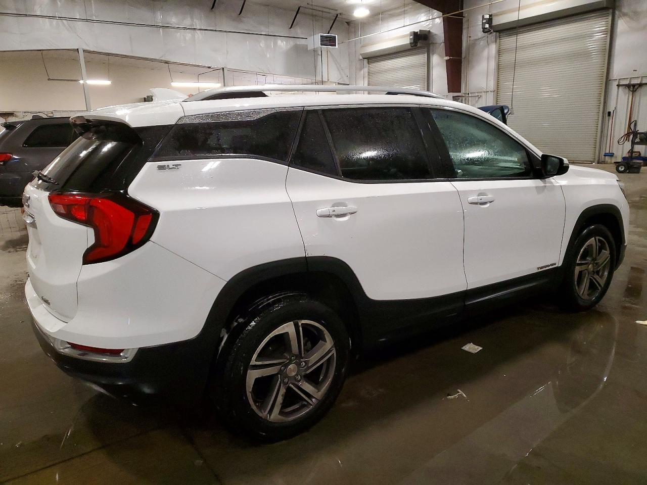 2020 GMC TERRAIN SLT photo 7