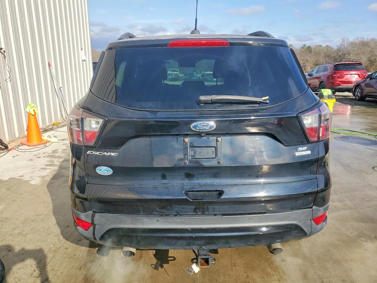 2017 FORD ESCAPE SE photo 11