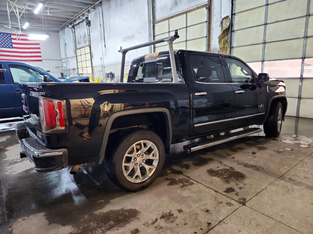 2017 GMC SIERRA C1500 SLT photo 5