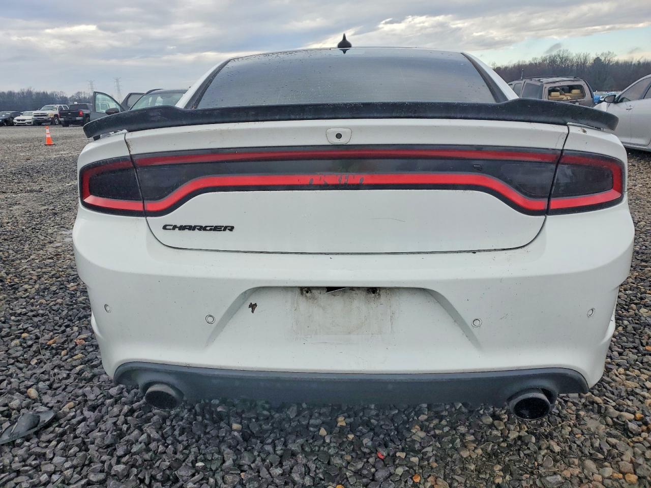 2017 DODGE CHARGER R photo 11