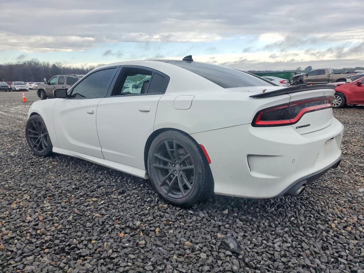 2017 DODGE CHARGER R photo 3