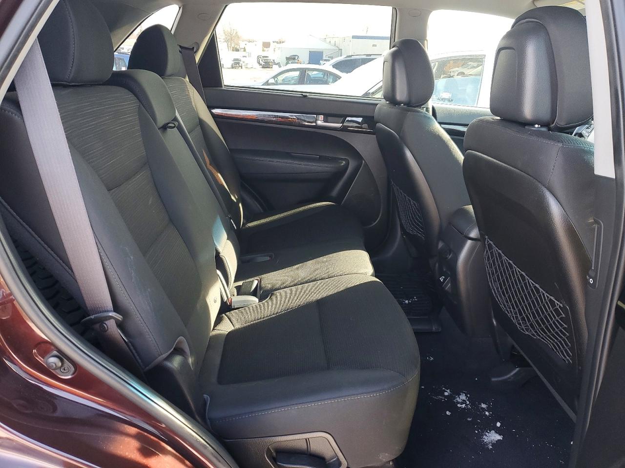 2015 KIA SORENTO LX photo 11