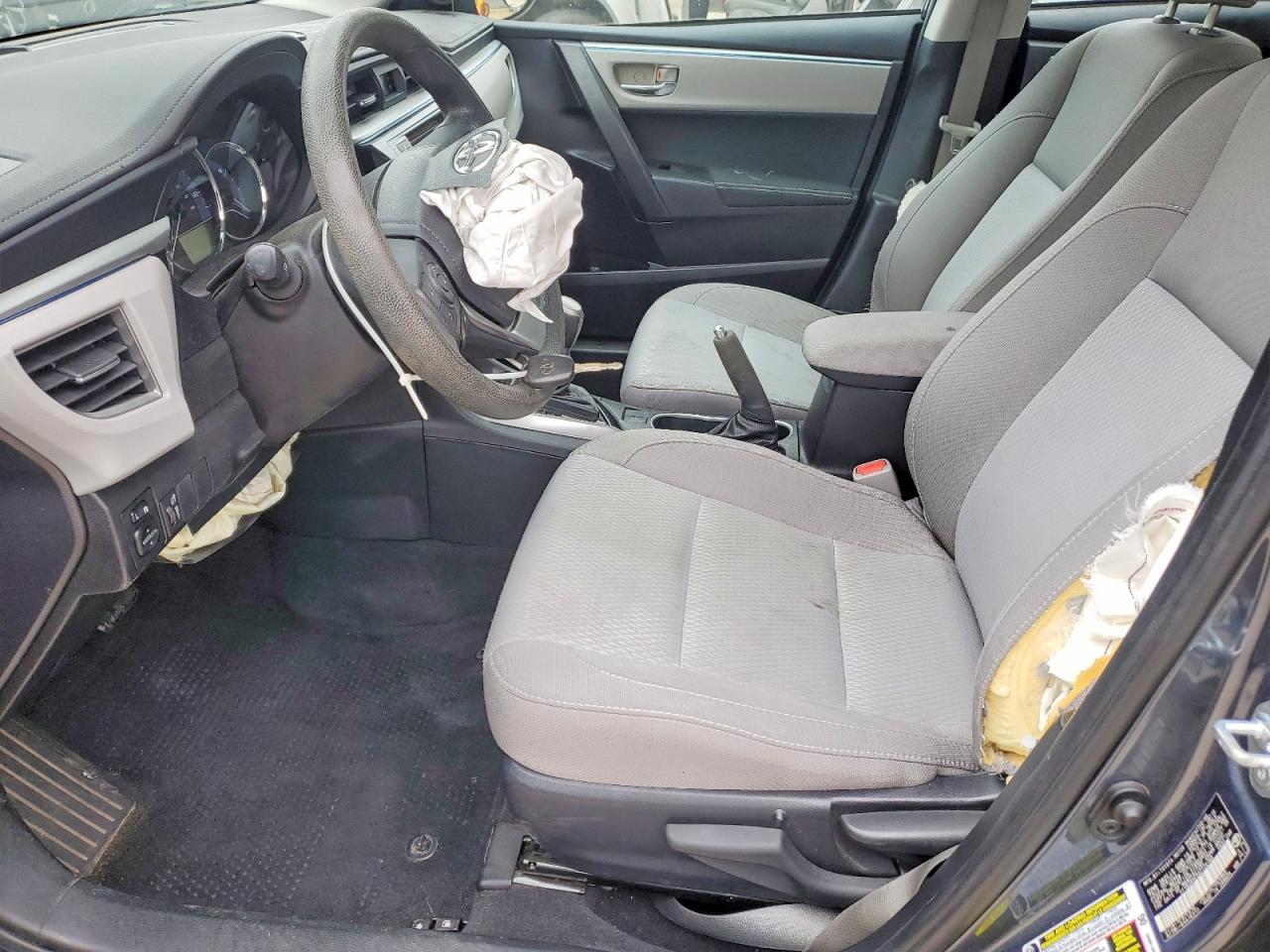 2016 TOYOTA COROLLA LE photo 19