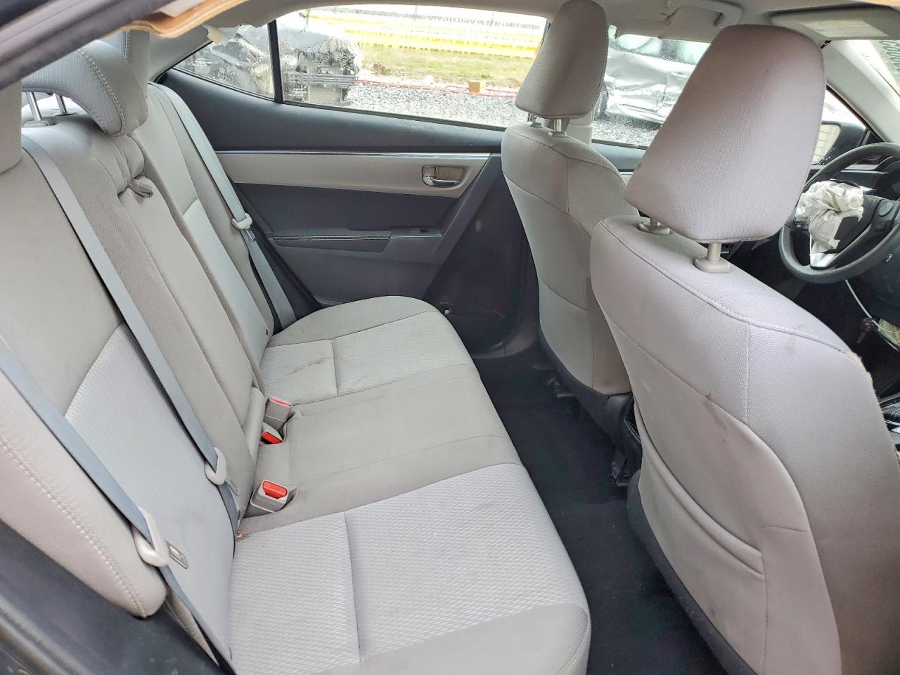 2016 TOYOTA COROLLA LE photo 28