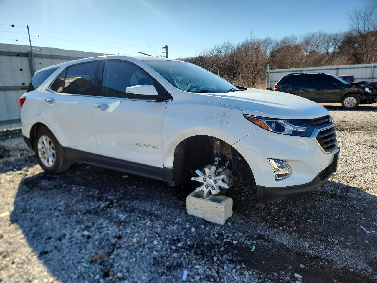 2018 CHEVROLET EQUINOX LT photo 4