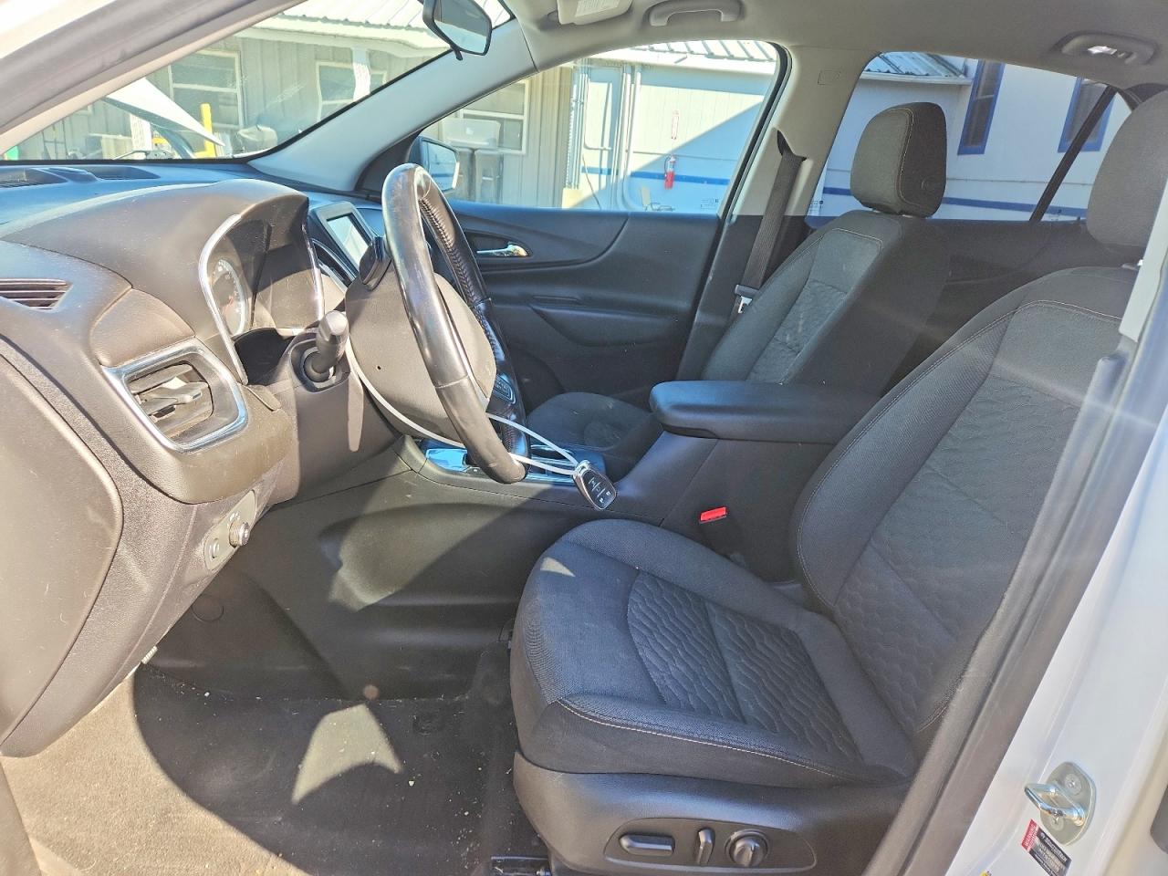 2018 CHEVROLET EQUINOX LT photo 7