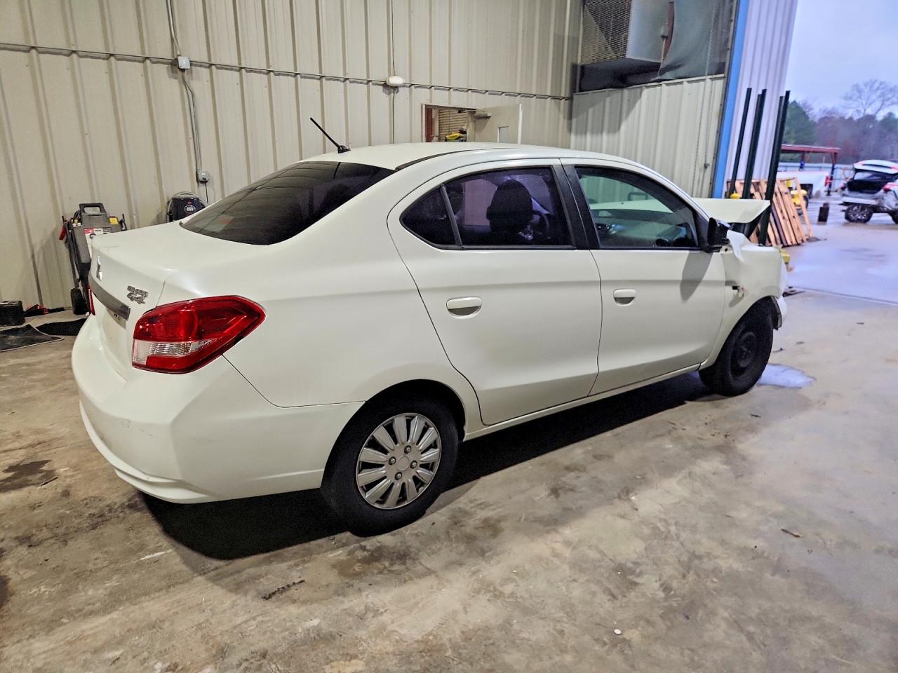2018 MITSUBISHI MIRAGE G4 ES photo 5
