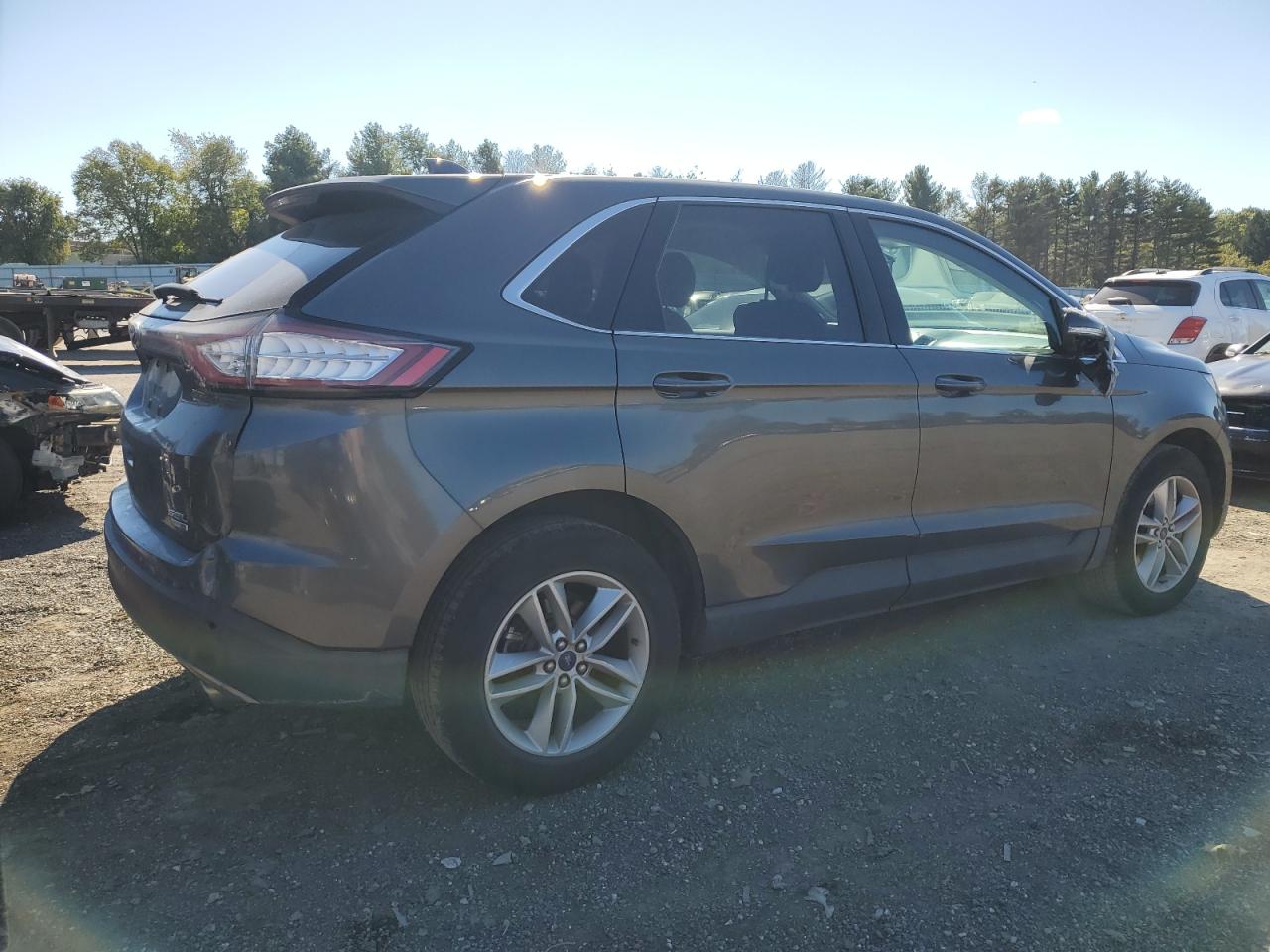 2017 FORD EDGE SEL photo 5