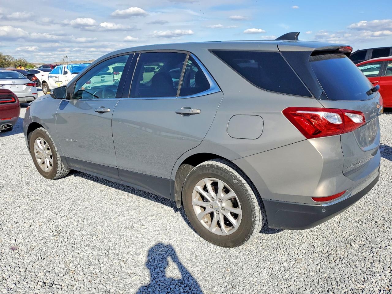 2018 CHEVROLET EQUINOX LT photo 3