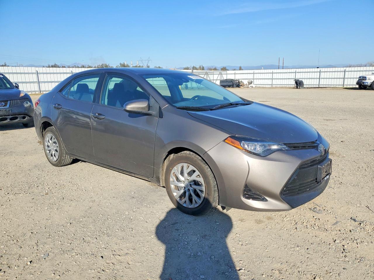 2018 TOYOTA COROLLA L photo 4