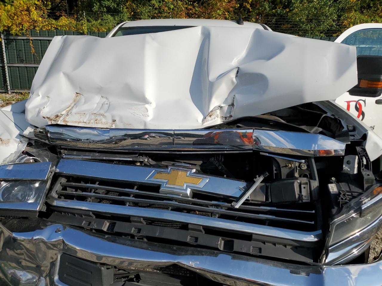 2015 CHEVROLET SILVERADO K2500 HEAVY DUTY photo 31
