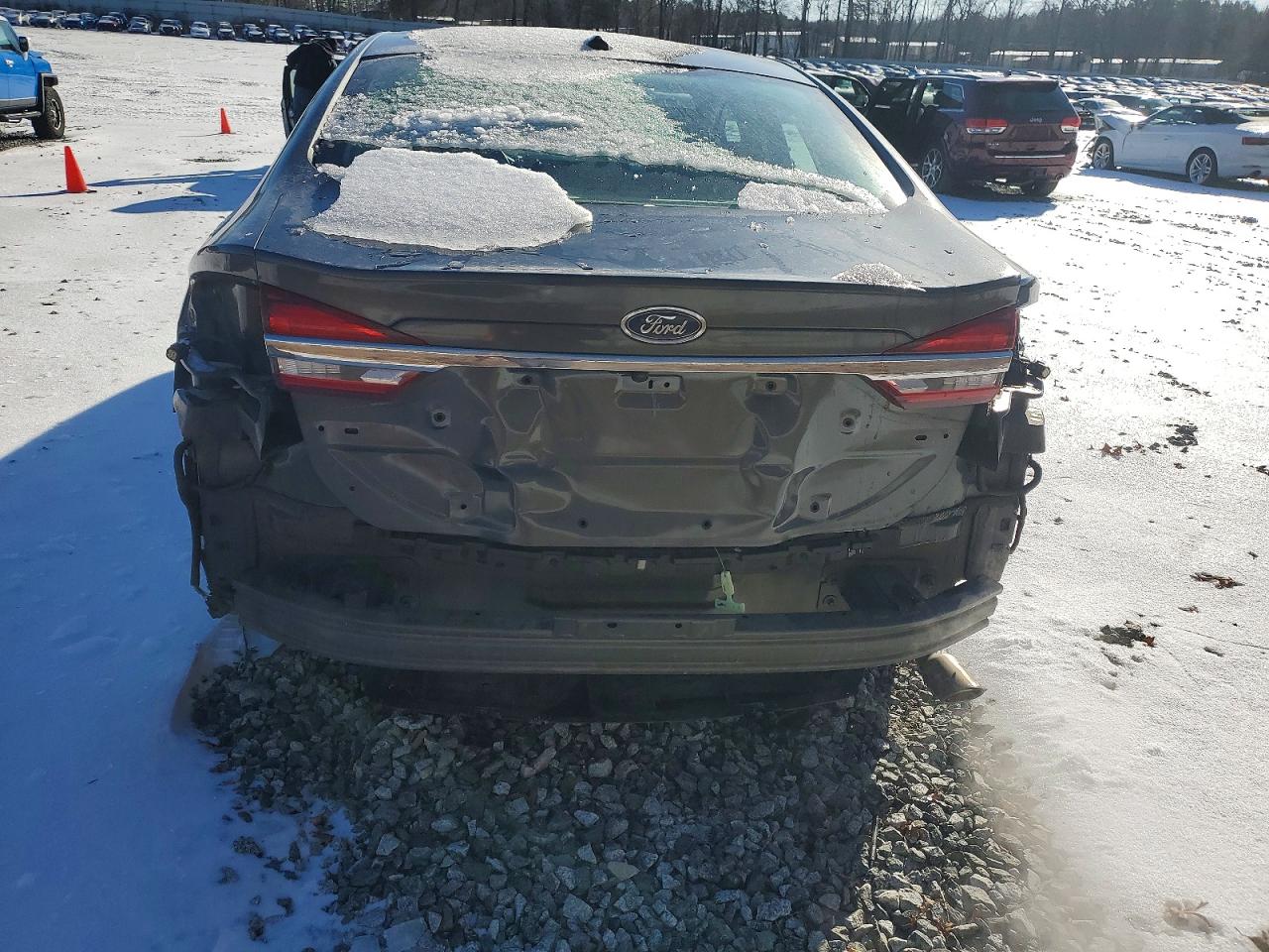 2017 FORD FUSION SE PHEV photo 6