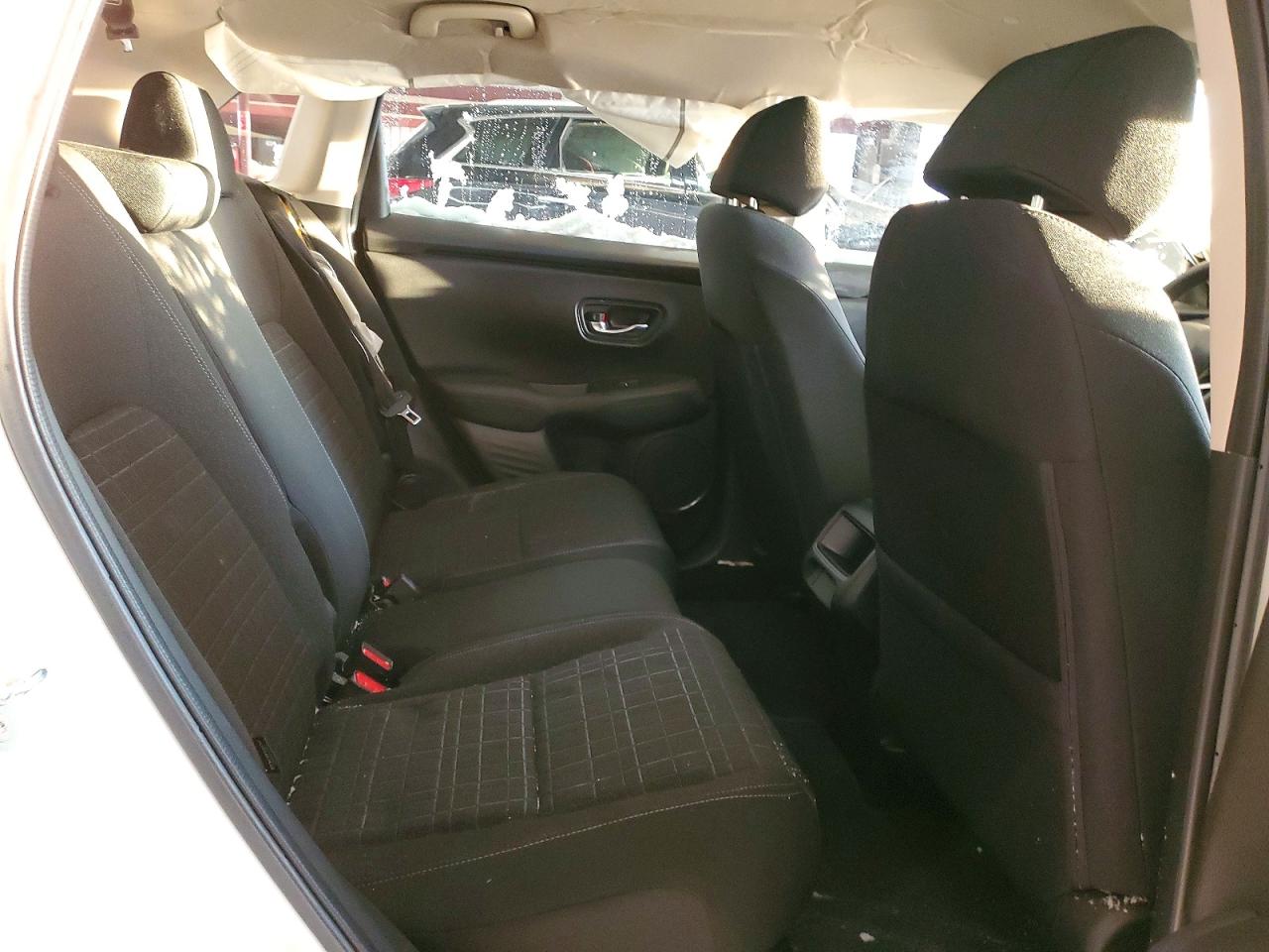 2024 HONDA HR-V LX photo 11