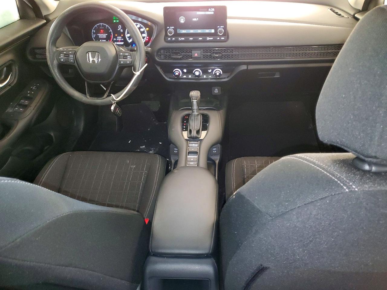 2024 HONDA HR-V LX photo 8