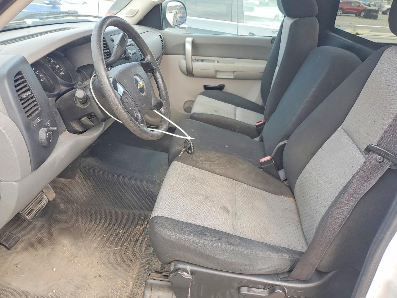 2009 CHEVROLET SILVERADO C1500 photo 13