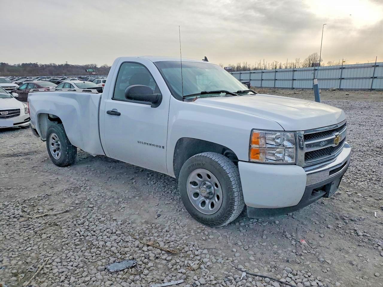 2009 CHEVROLET SILVERADO C1500 photo 7