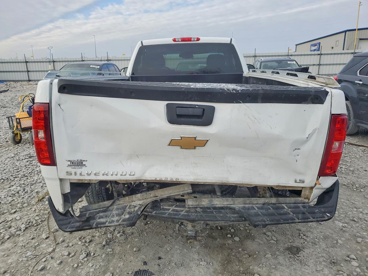 2009 CHEVROLET SILVERADO C1500 photo 11