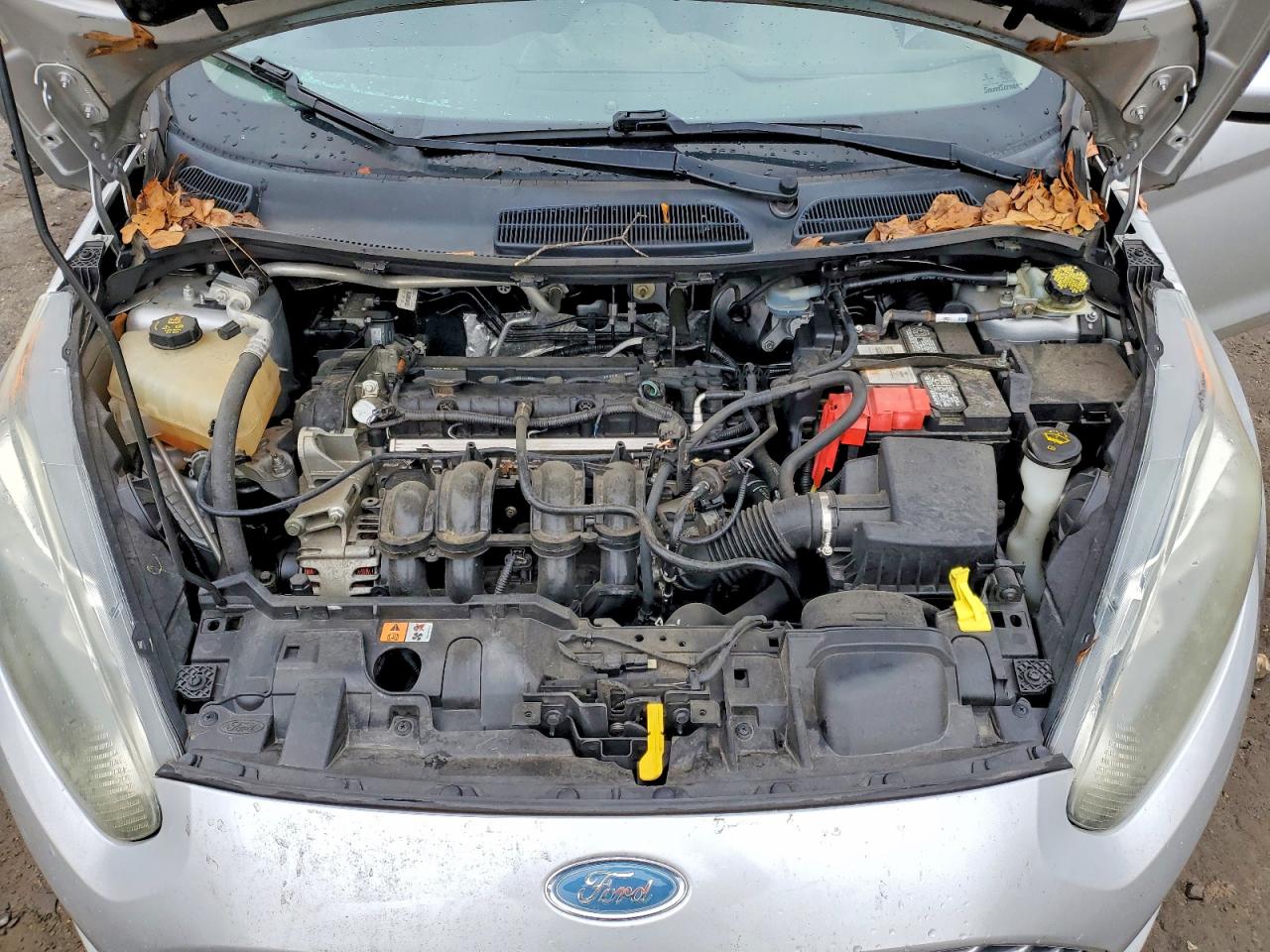 2015 FORD FIESTA S photo 21