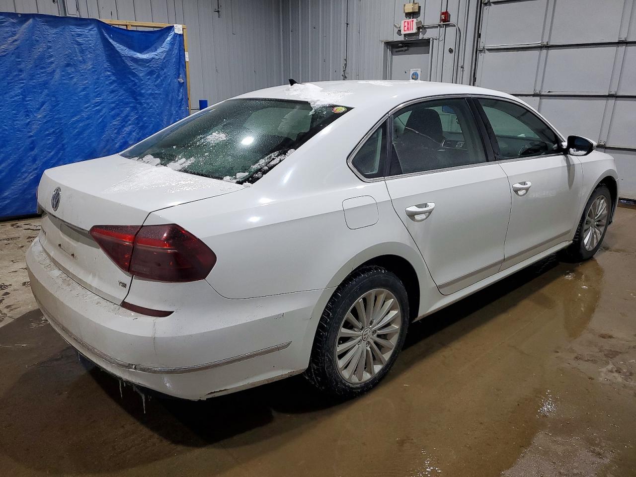 2017 VOLKSWAGEN PASSAT SE photo 7