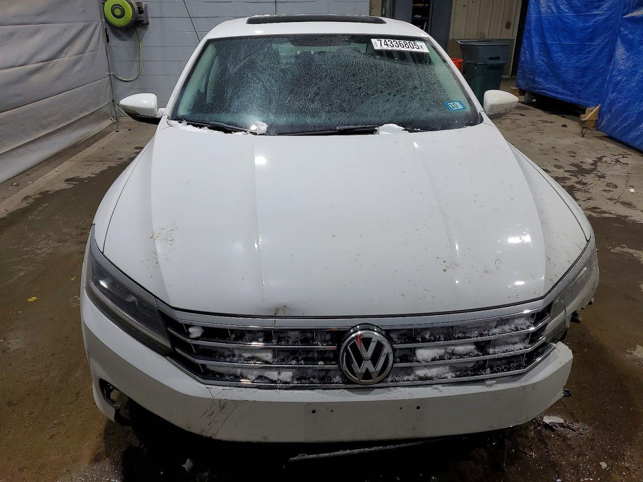 2017 VOLKSWAGEN PASSAT SE photo 13