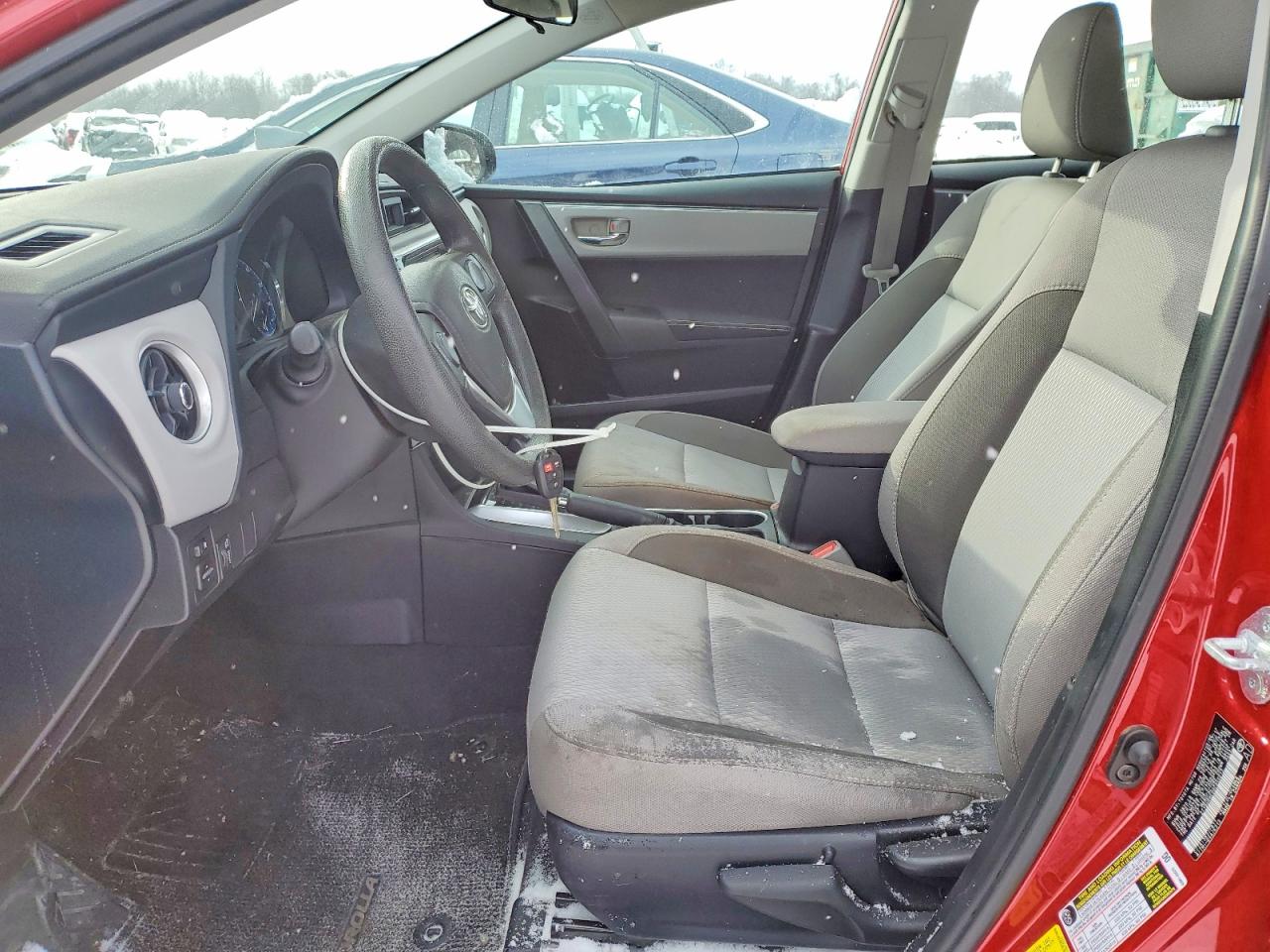 2017 TOYOTA COROLLA L photo 19