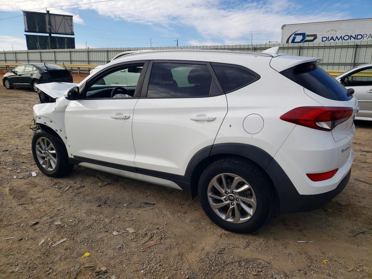 2018 HYUNDAI TUCSON SEL photo 3