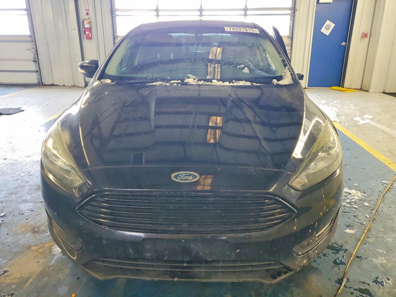 2015 FORD FOCUS SE photo 9