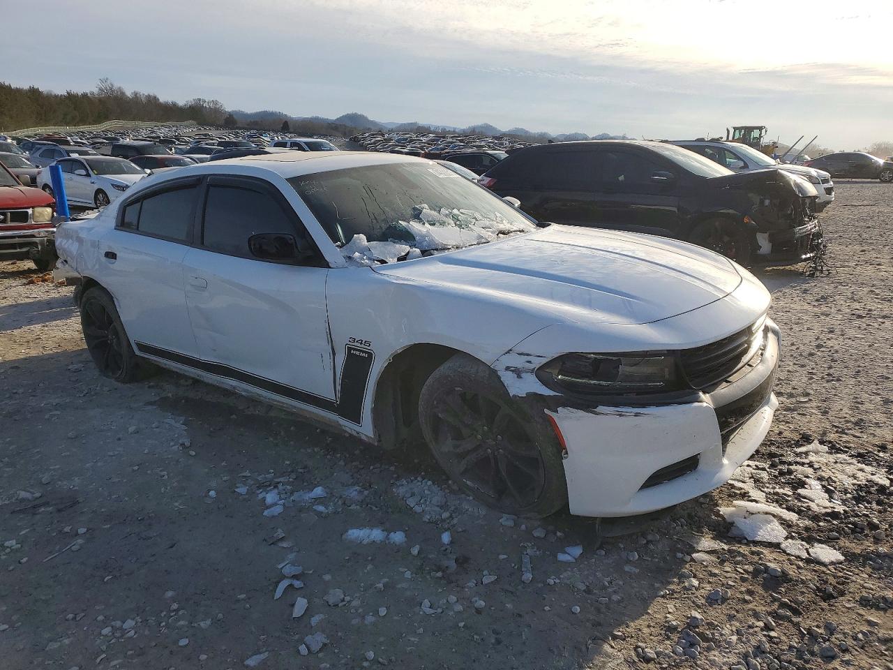 2017 DODGE CHARGER R/T photo 4