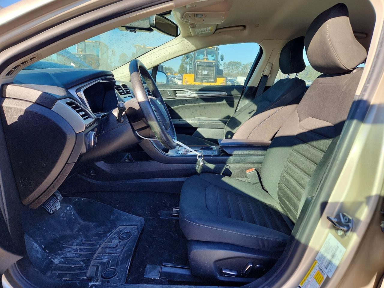 2019 FORD FUSION SE photo 7