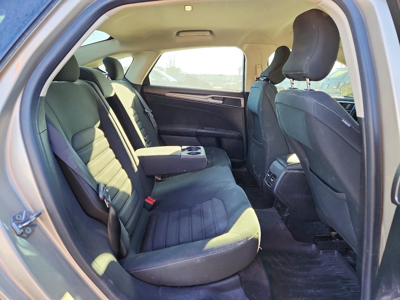 2019 FORD FUSION SE photo 10
