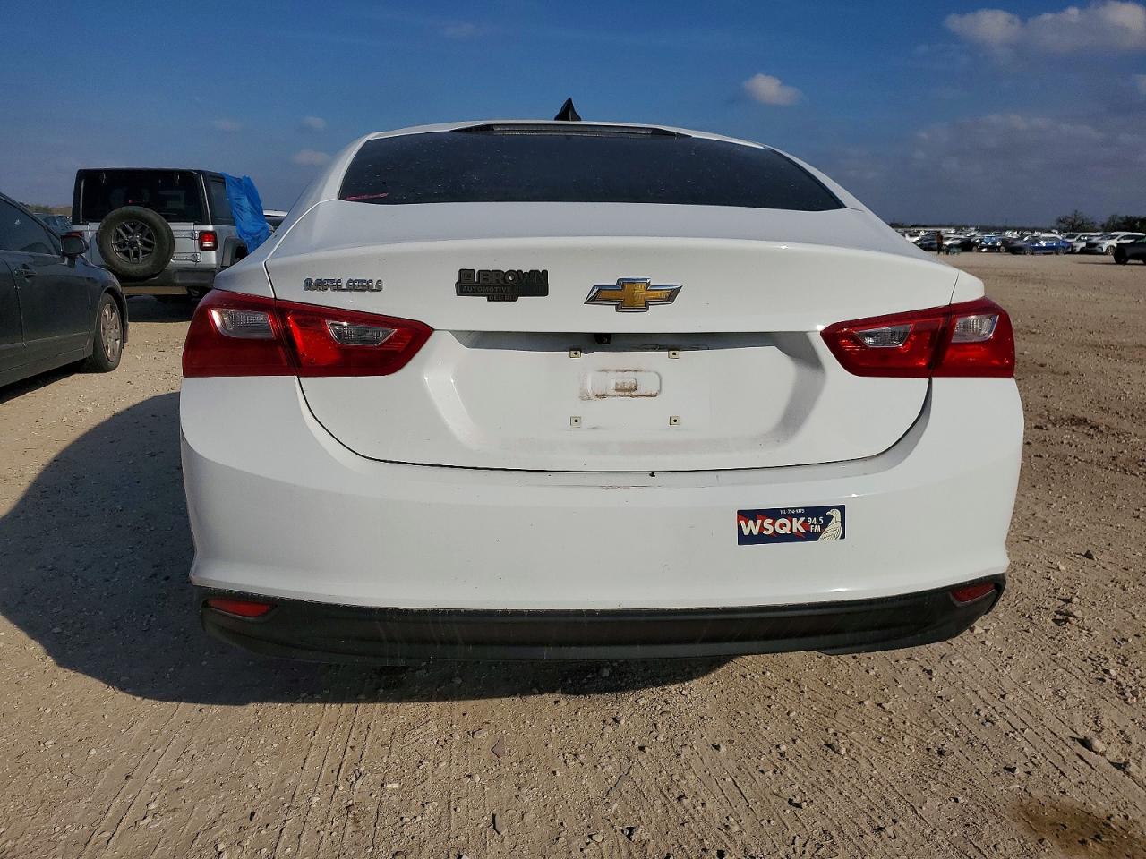 2023 CHEVROLET MALIBU LS photo 11