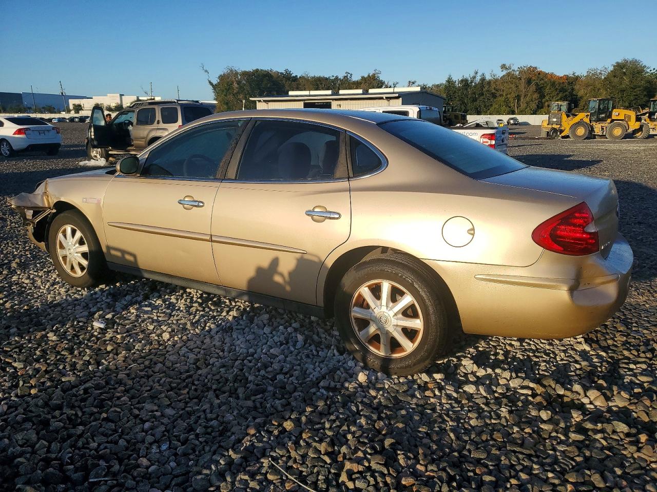 2005 BUICK LACROSSE CX photo 3