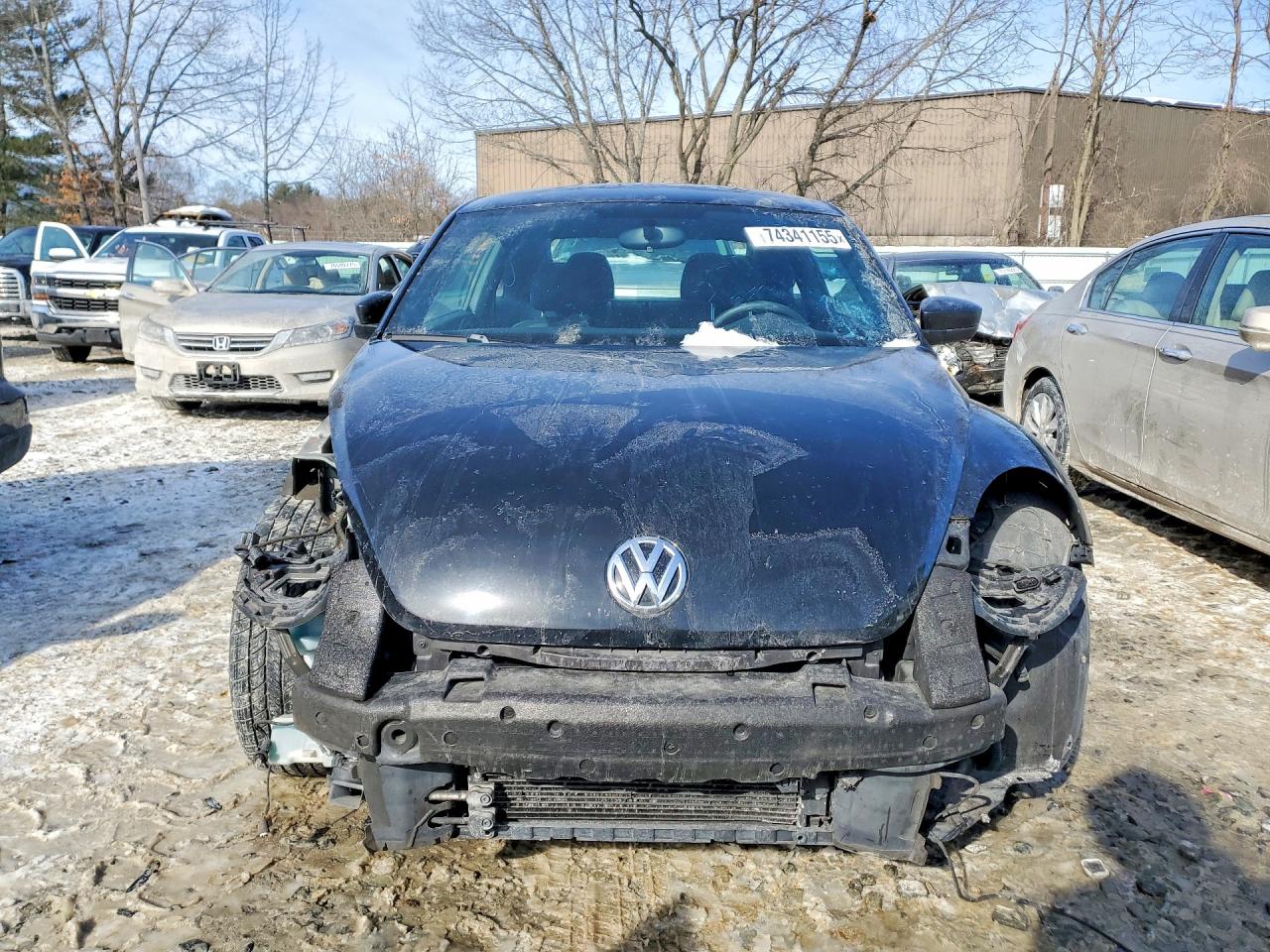 2014 VOLKSWAGEN BEETLE photo 9