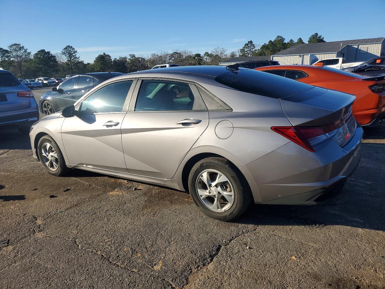 2023 HYUNDAI ELANTRA SE photo 2