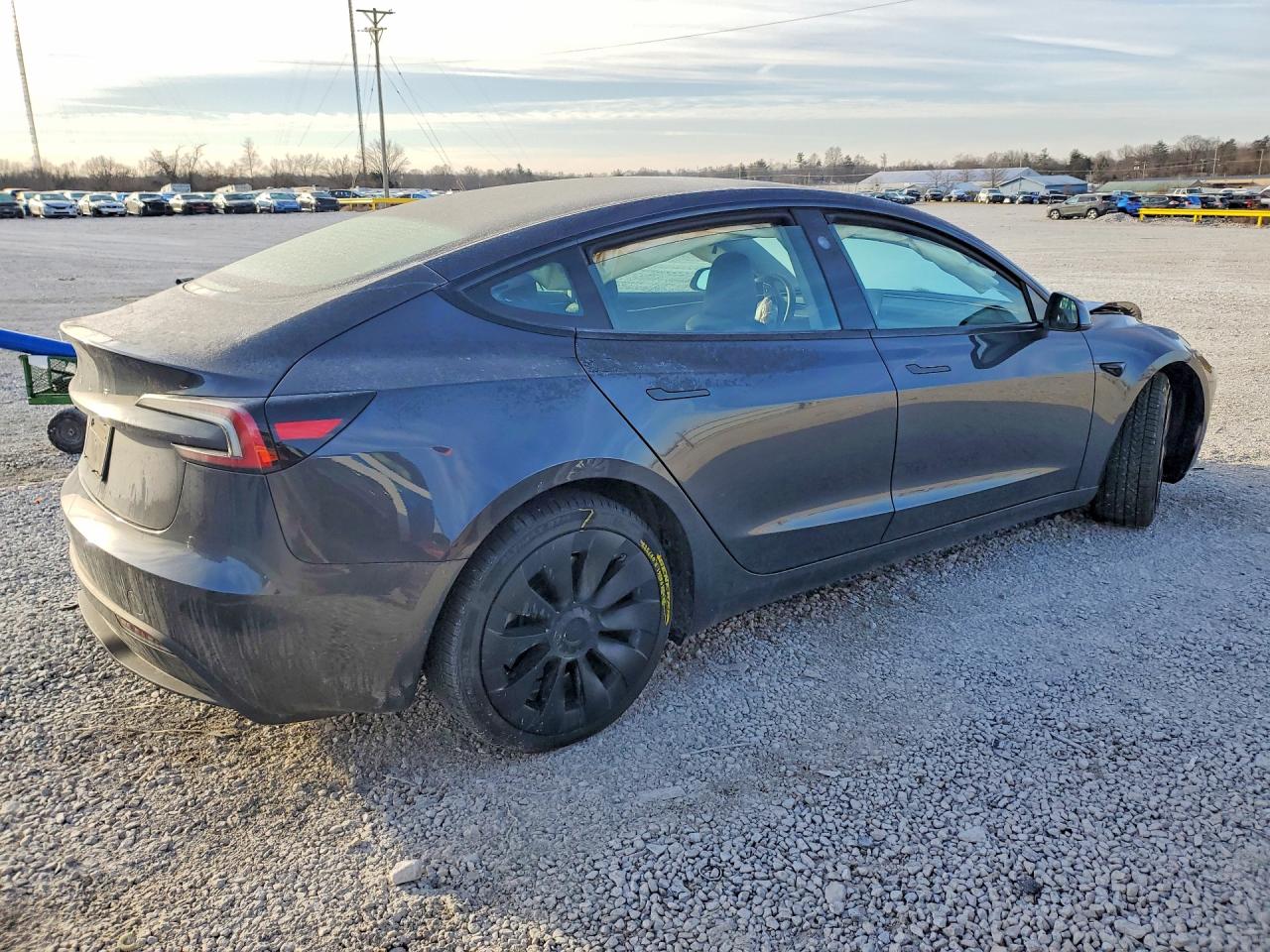 2024 TESLA MODEL 3 photo 3