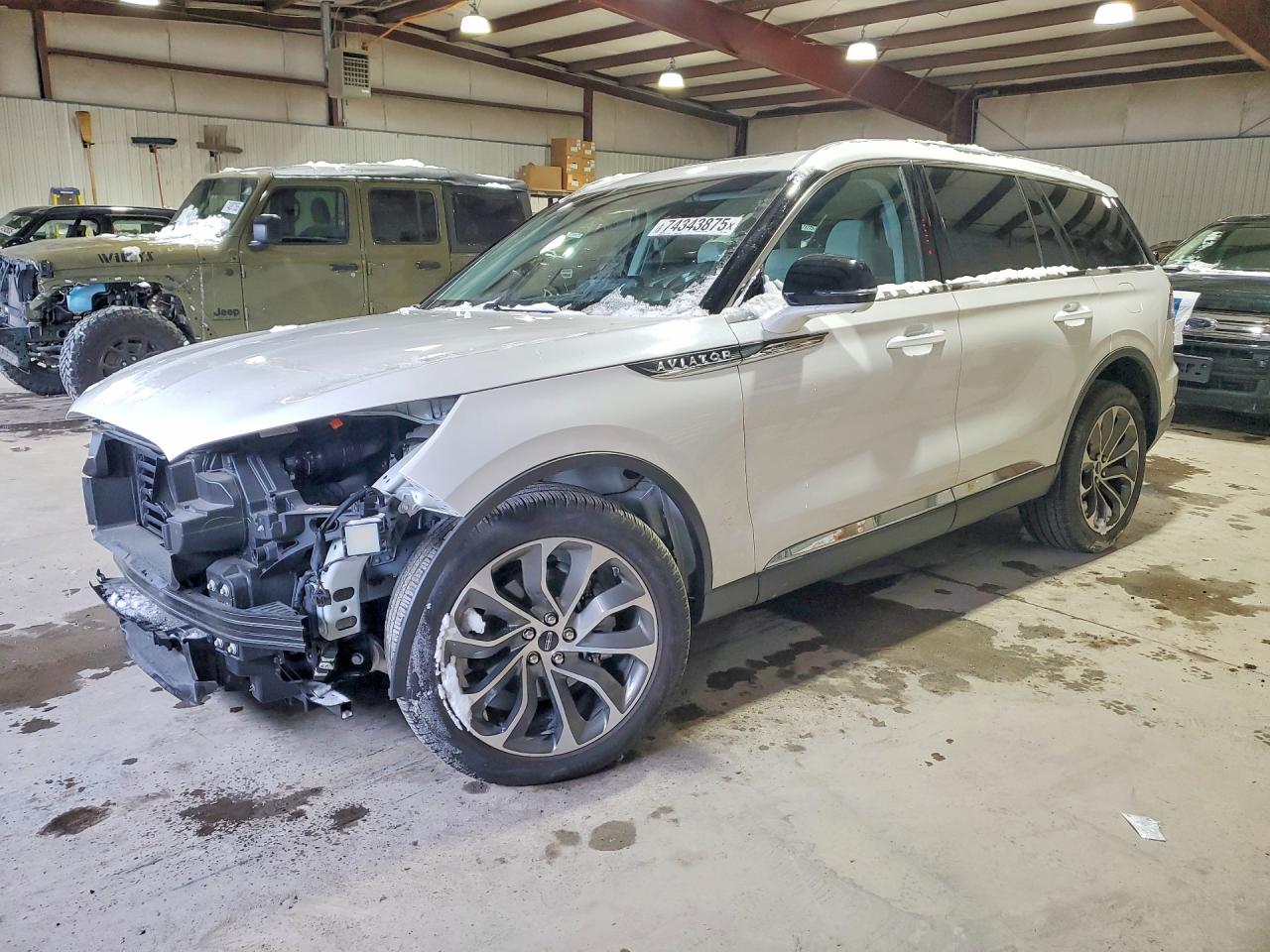2025 LINCOLN AVIATOR
