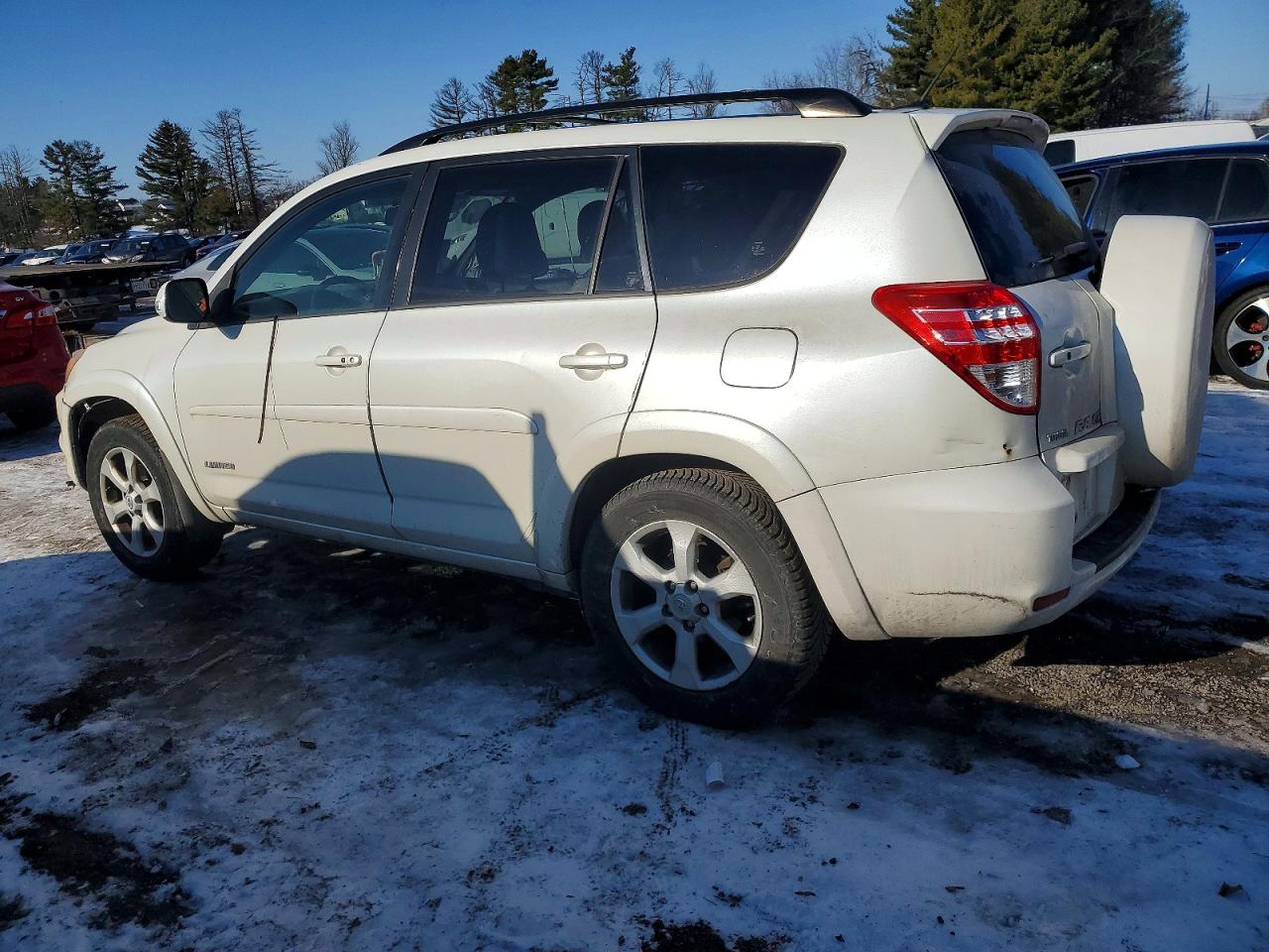 2009 TOYOTA RAV4 LIMITED photo 3