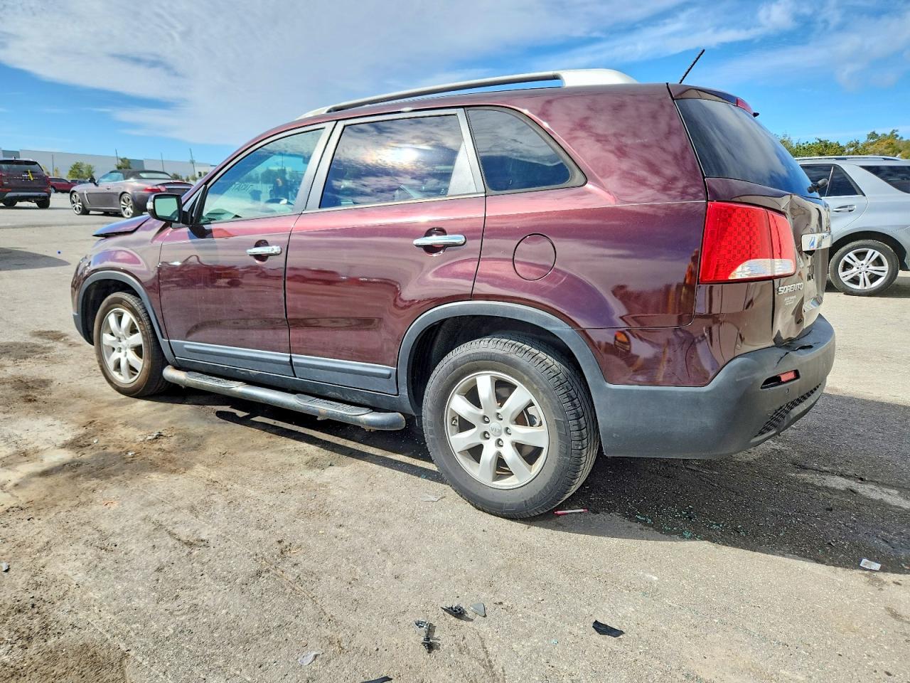 2012 KIA SORENTO photo 2