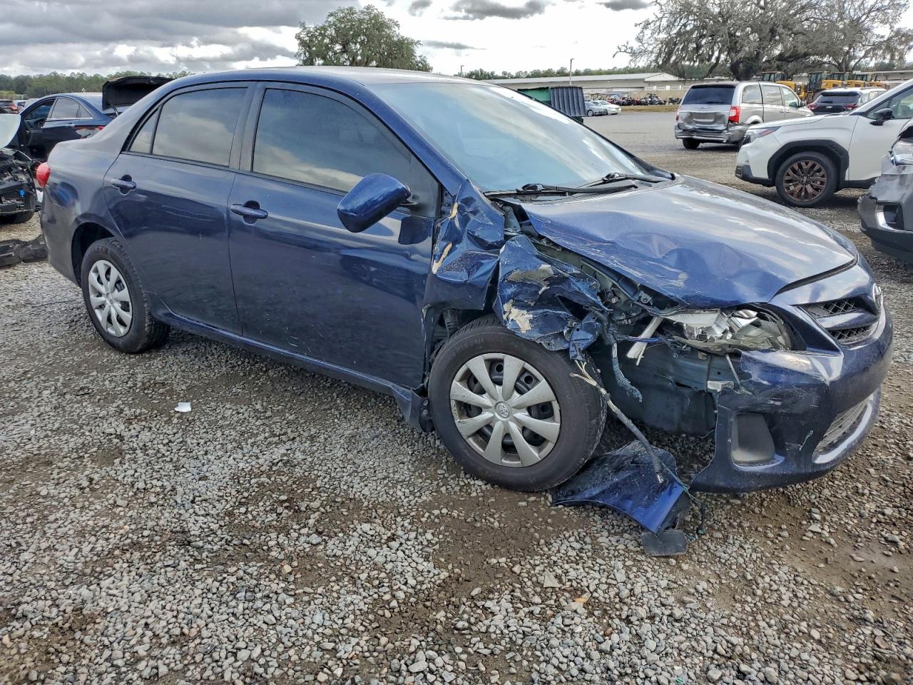 2011 TOYOTA COROLLA photo 10