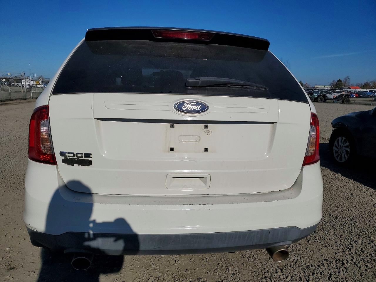 2011 FORD EDGE SE photo 16