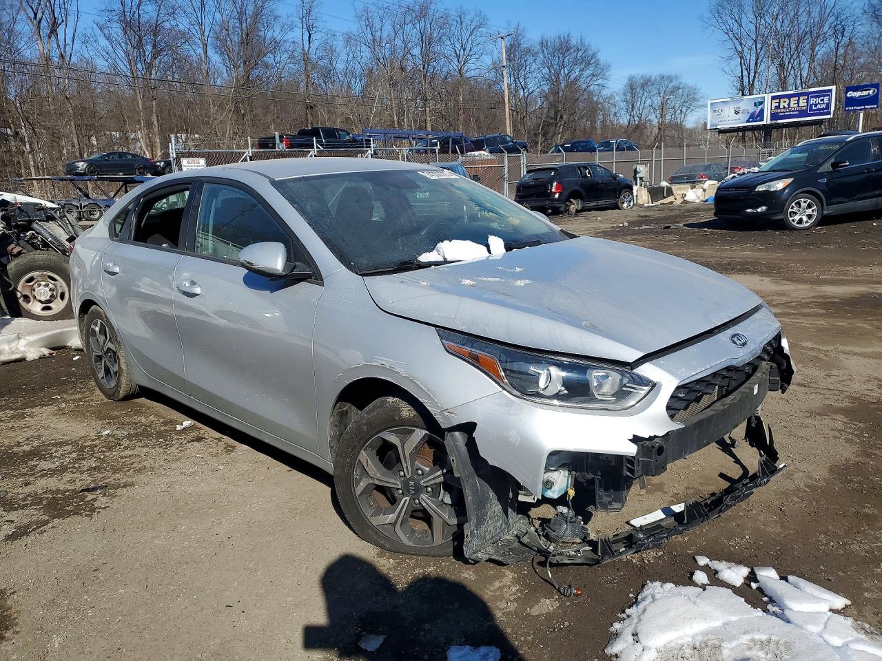 2021 KIA FORTE FE photo 4