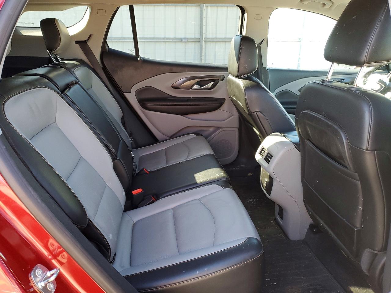 2019 GMC TERRAIN SLT photo 11