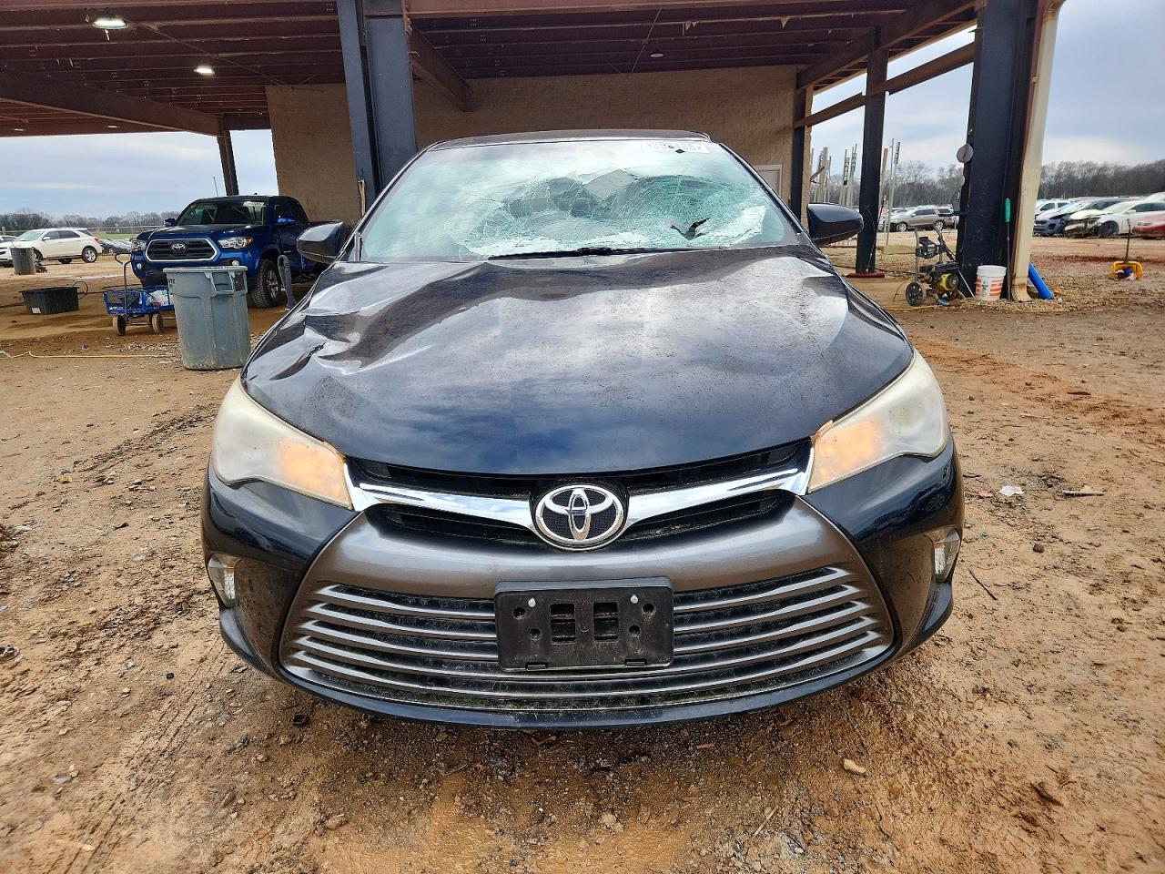 2017 TOYOTA CAMRY LE photo 13