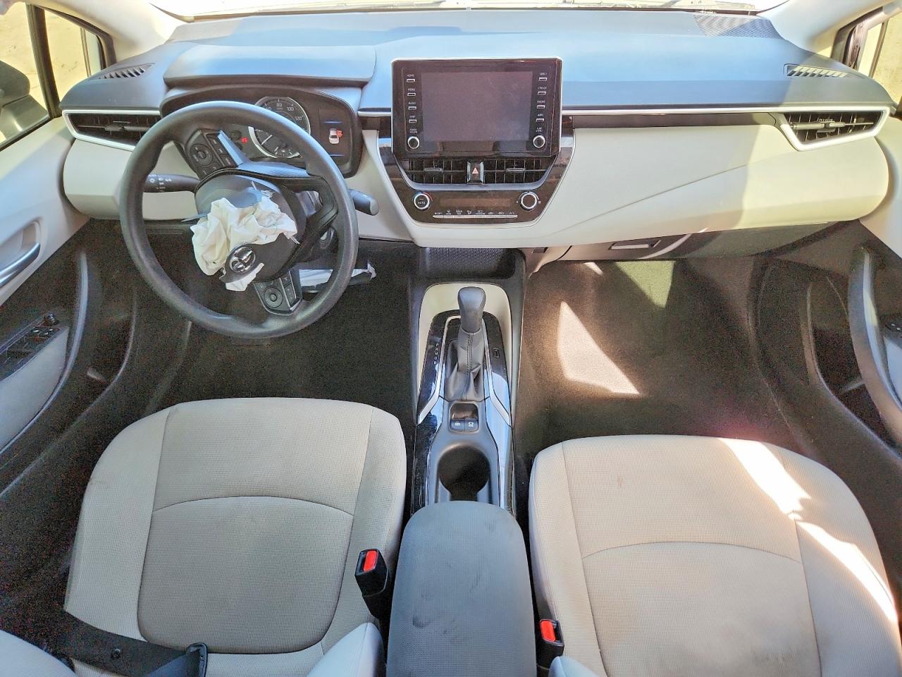 2020 TOYOTA COROLLA photo 8