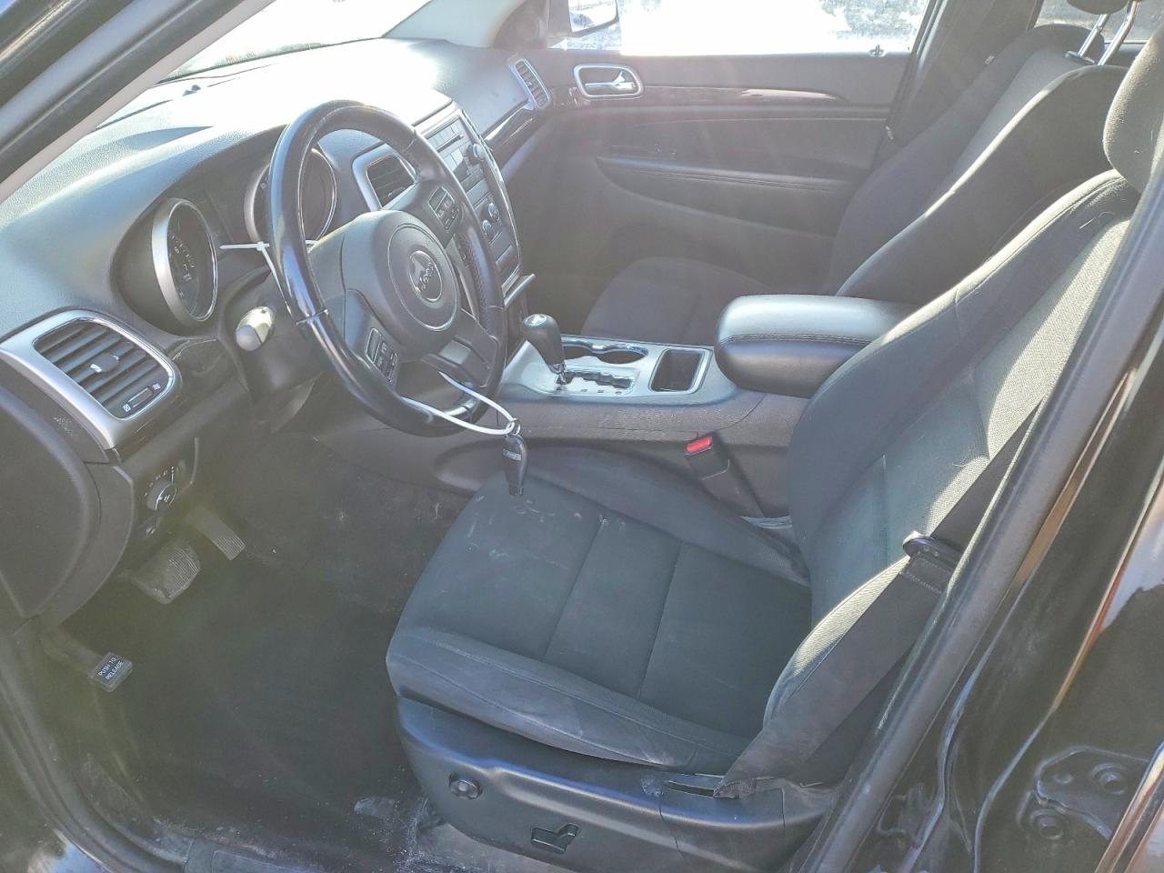 2012 JEEP GRAND CHEROKEE LAREDO photo 19